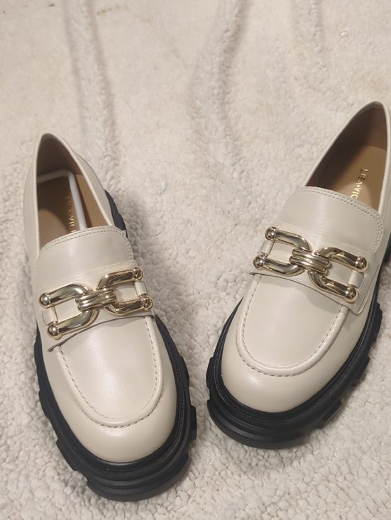 Lisa & Vicky Shoes - Lisa & Vicky Decide-V Loafer Moccasin Women’s Size 9 NWOT Winter White Gold